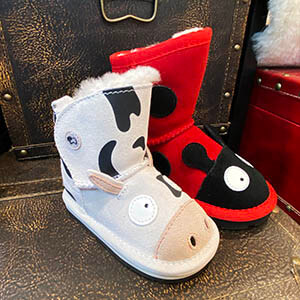 SHOP CLASSIC BOOTS